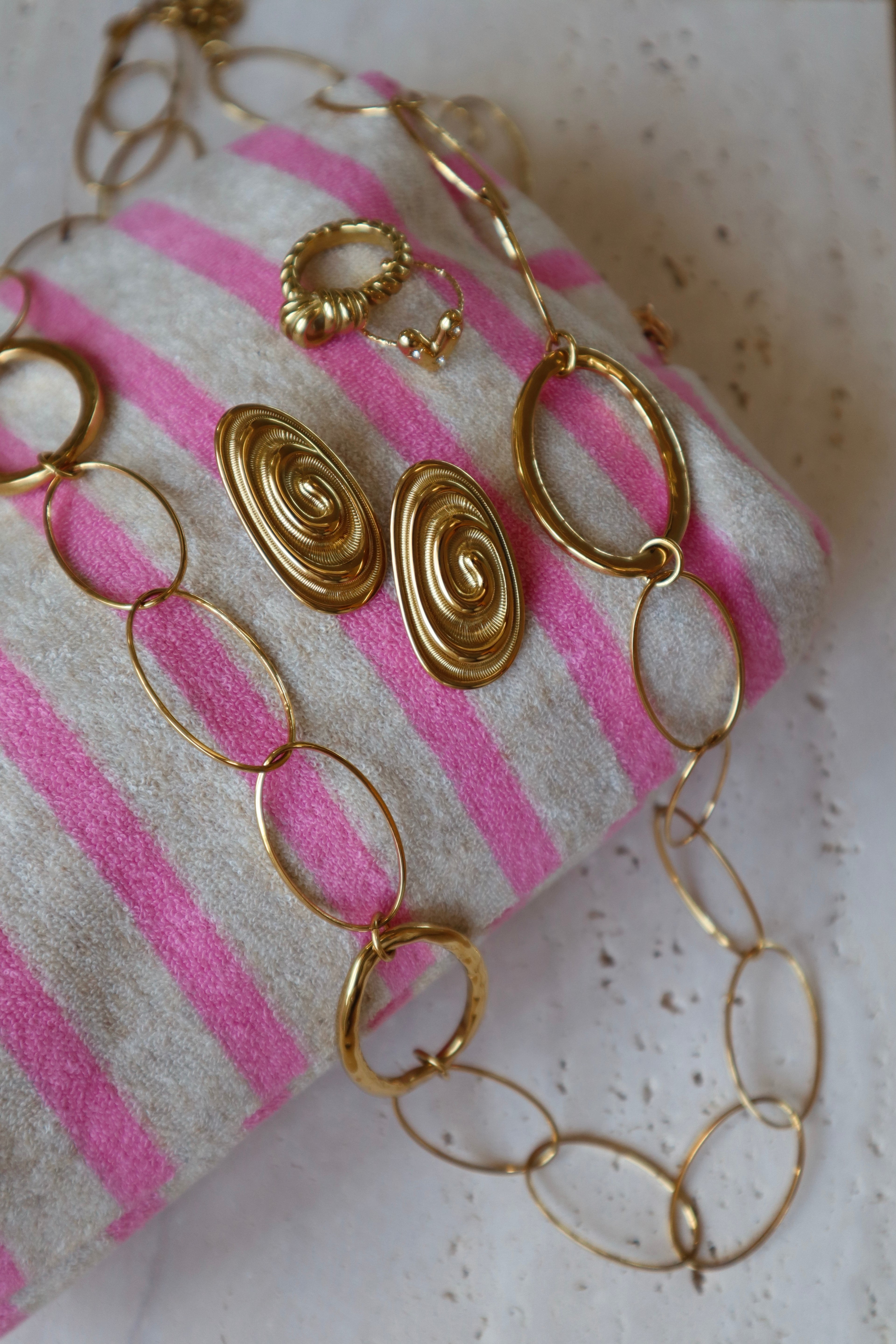 Twist Stud earrings